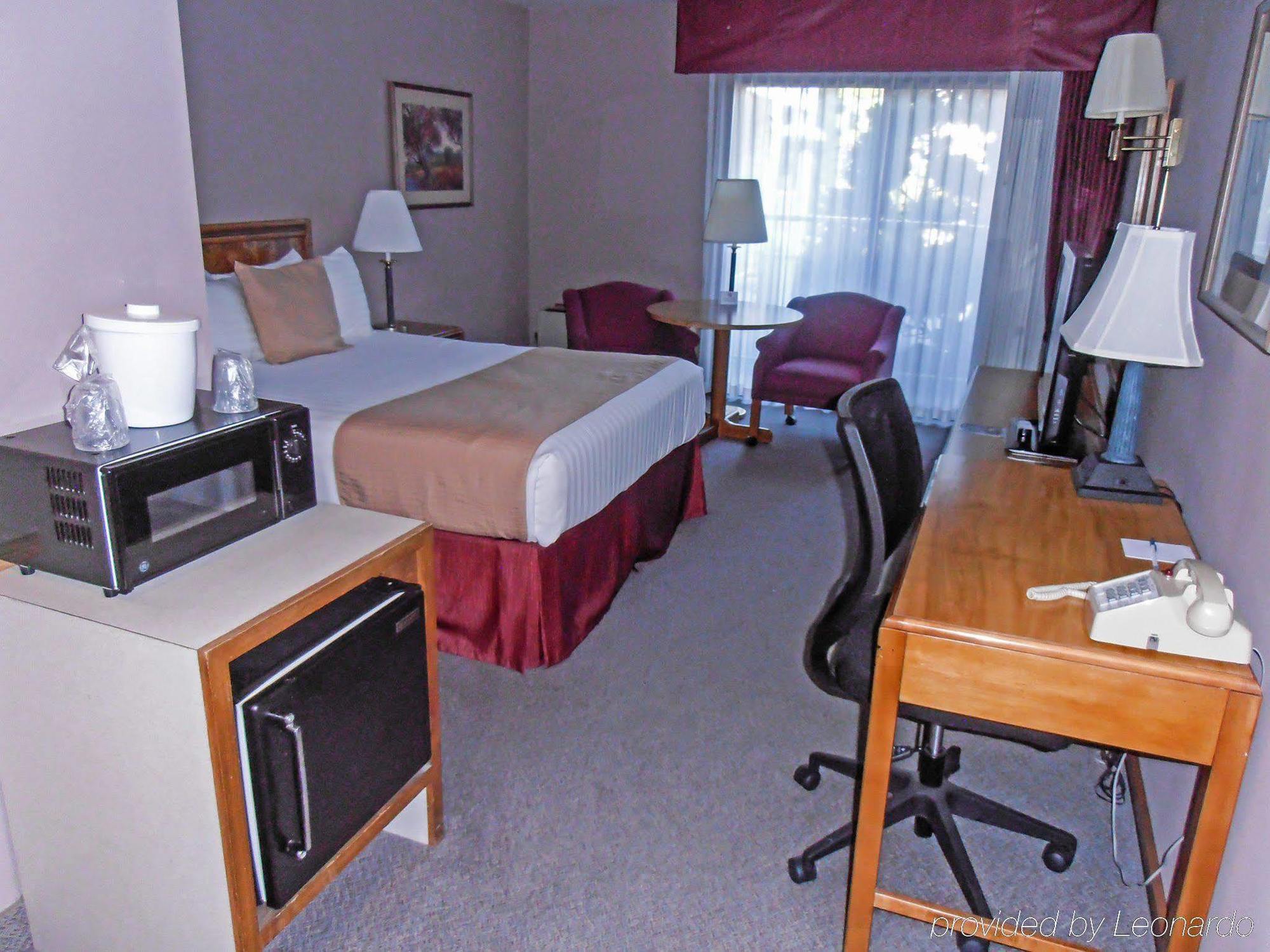 Ponderosa Inn Gresham Eksteriør billede